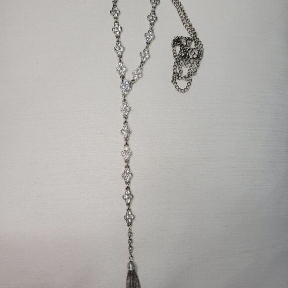 Necklace - Picture 1 of 2
